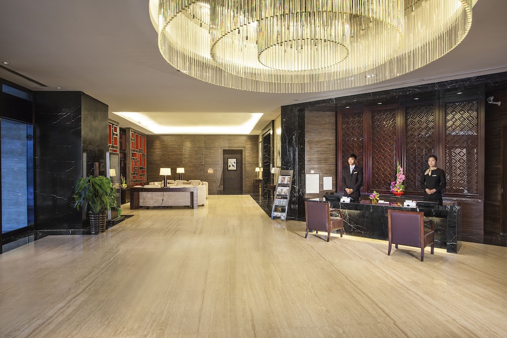 Somerset Grand Central Dalian 6/39