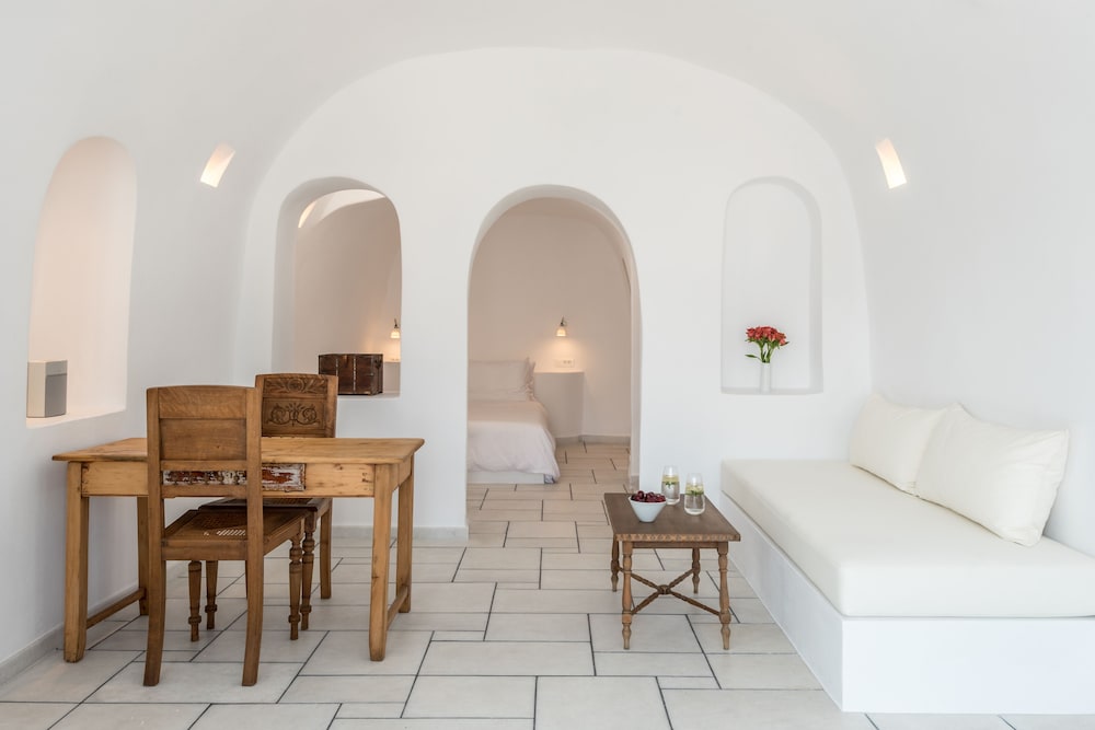 Chelidonia Luxury Suites - Adults Only 25/50