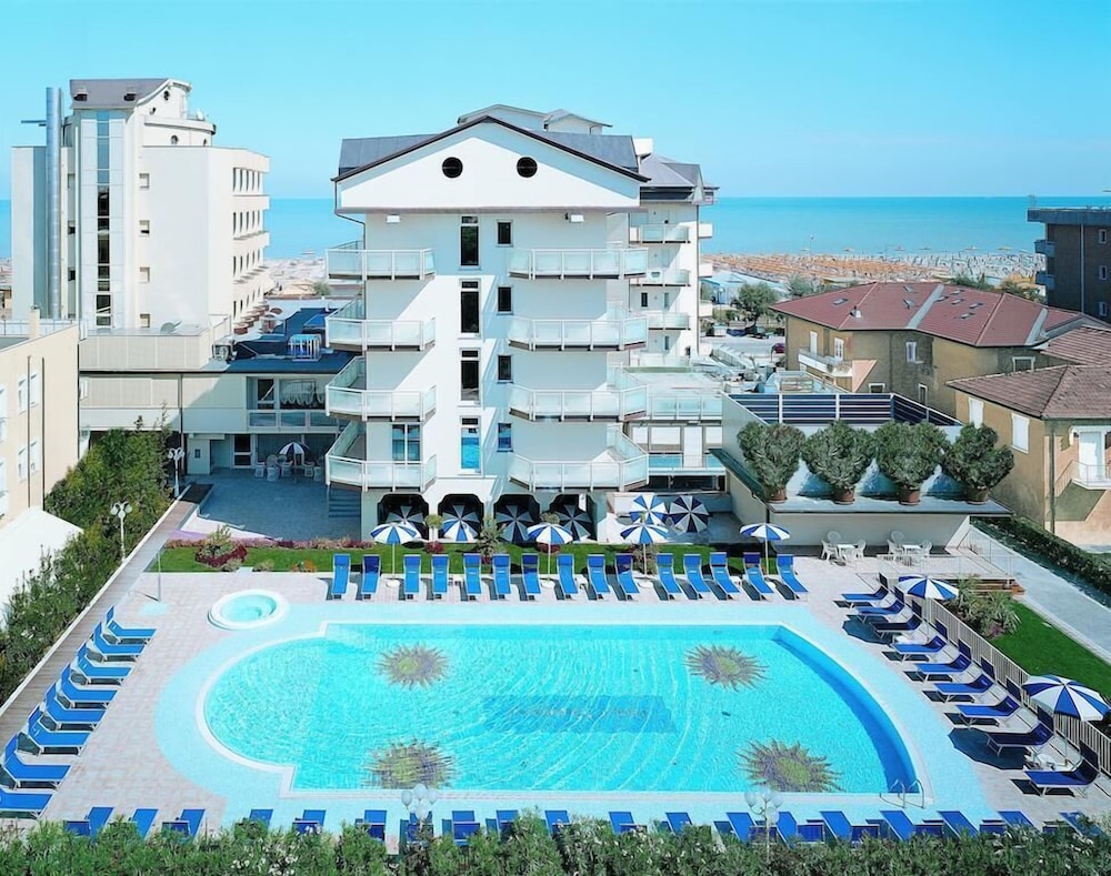Hotel Universal 8/55