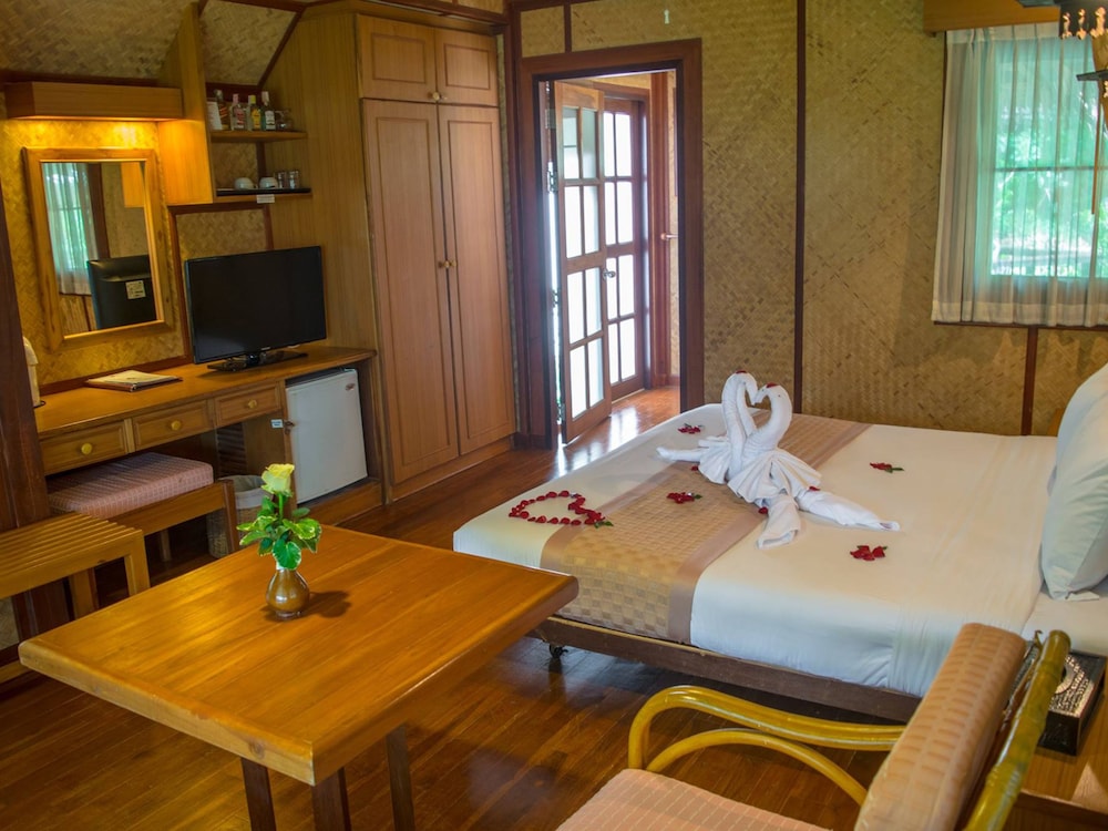 SUNSET VILLAGE BEACH RESORT 15/50