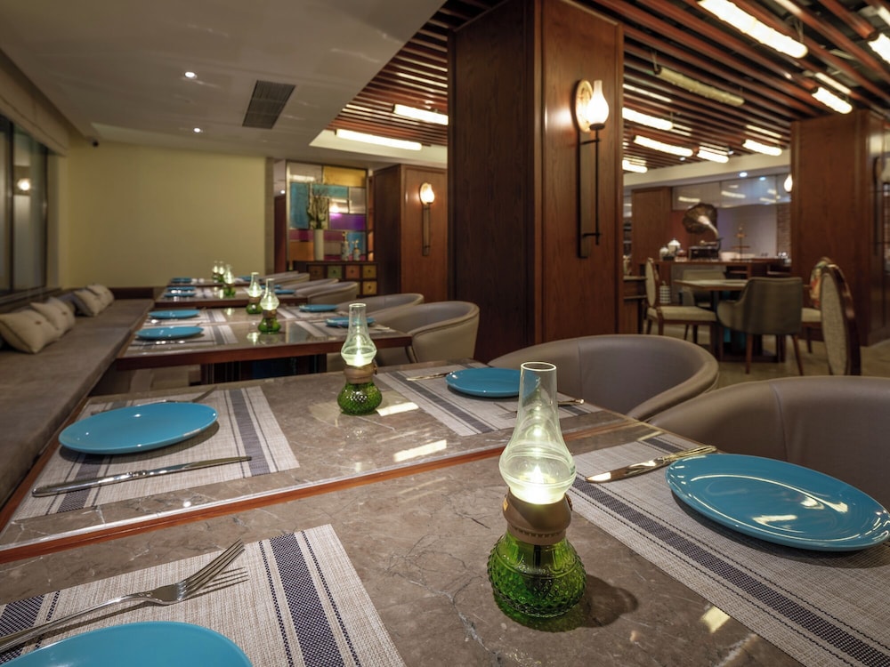 Yeboqinhuai SSAW BOUTIQUE Hotel (Grand Theater) 26/35