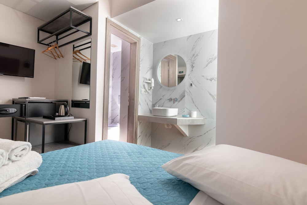 Dunlin Hotel Athens 23/48