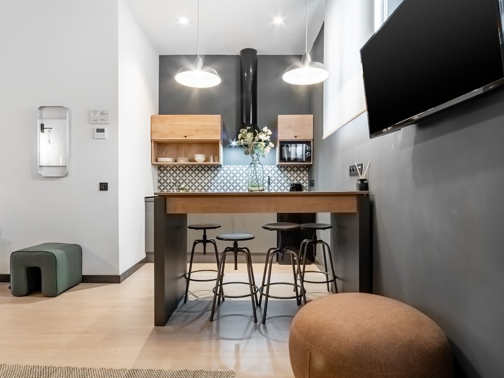 Limehome Madrid Calle de la Madera 34/48