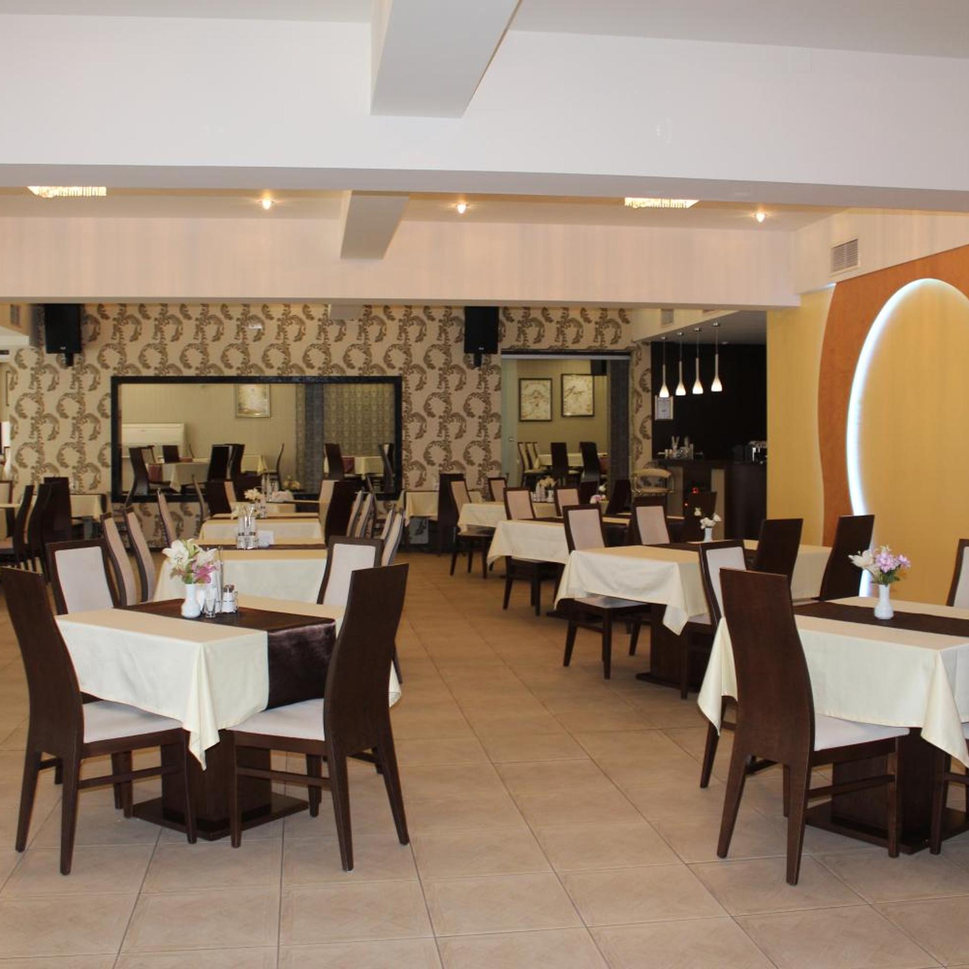 Teodora Palace 32/50