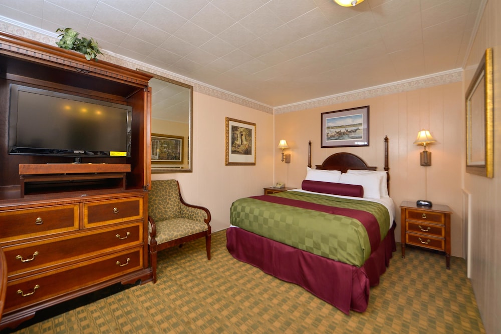 Maddox Inn 6/21