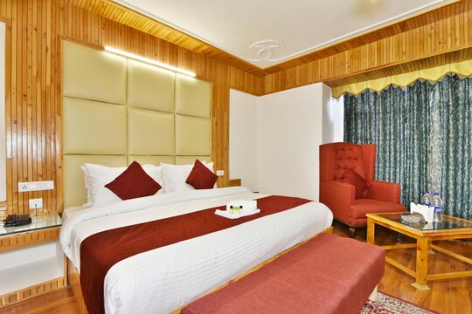 HOTEL HIMGIRI 30/50