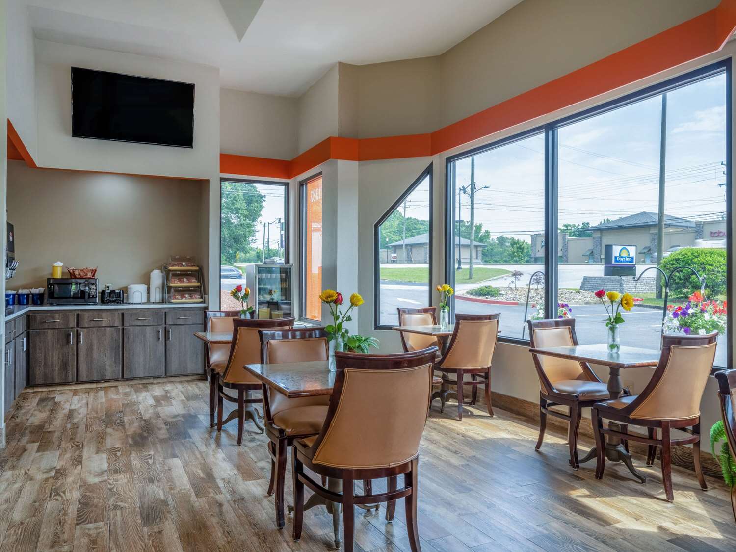 Days Inn by Wyndham Clemson 25/36