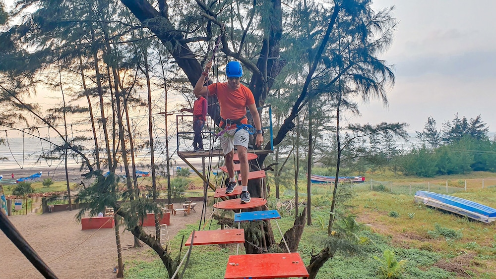 Lotus Eco Beach Resort, Murud Beach-Dapoli, District Ratnagiri 57/74