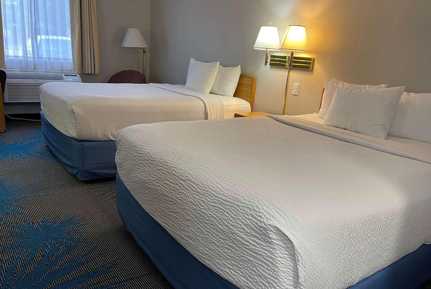 Days Inn by Wyndham Colby 9/32