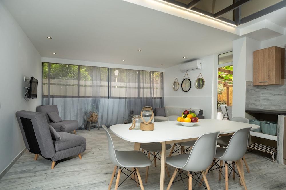 Lefka Hotel Apartments Studios 46/73