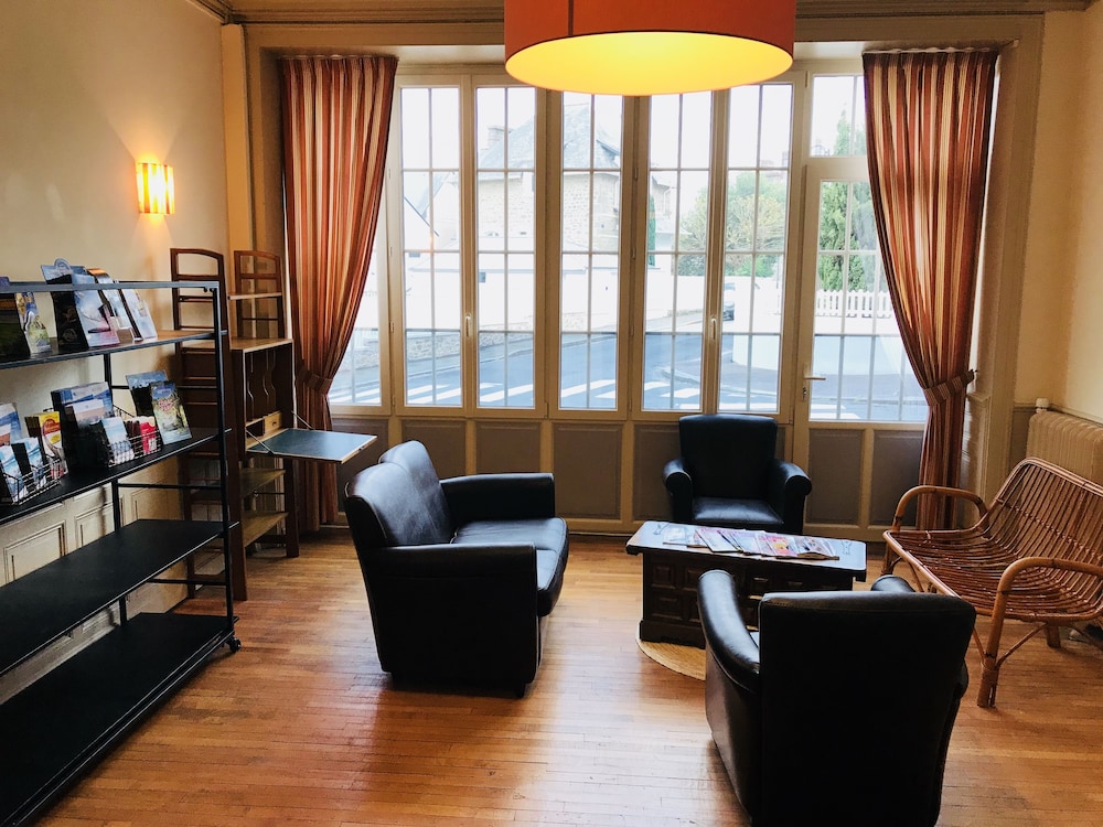 Hotel du Parc des Tourelles 42/50