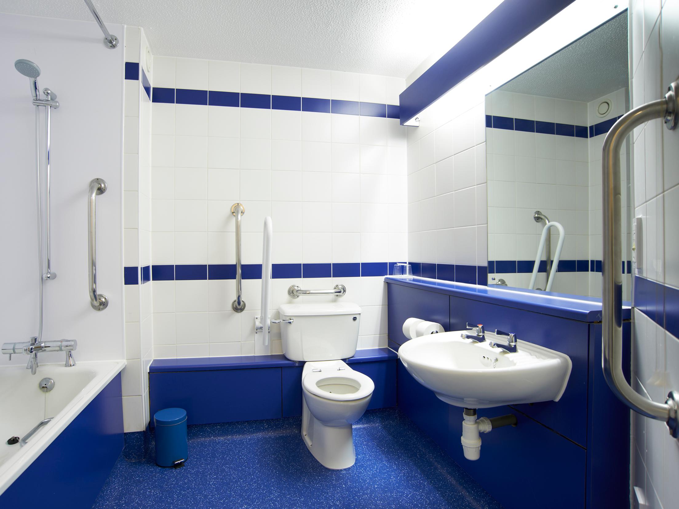 Travelodge Sheffield Central 14/15