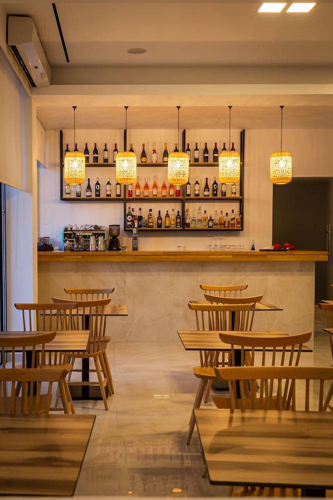 Eleals Boutique Hotel 31/46