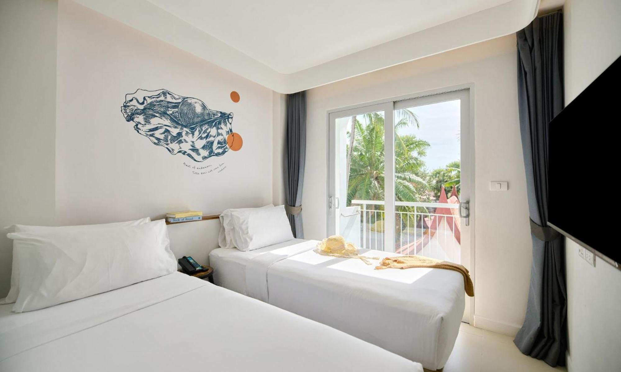 Superior, Twin Beds