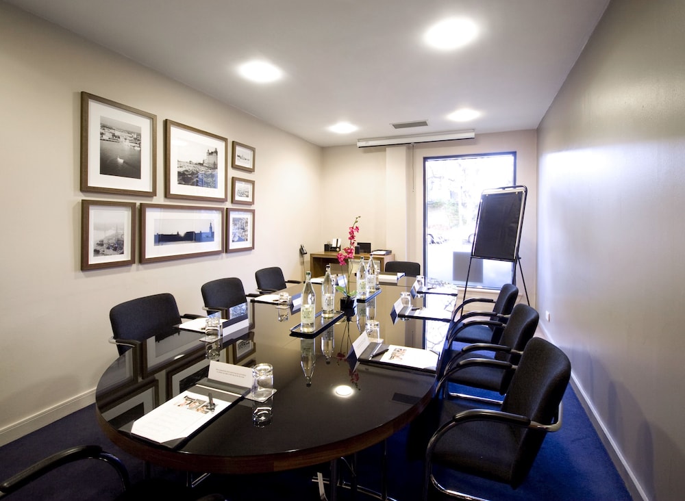 Four Points by Sheraton Edinburgh 52/56