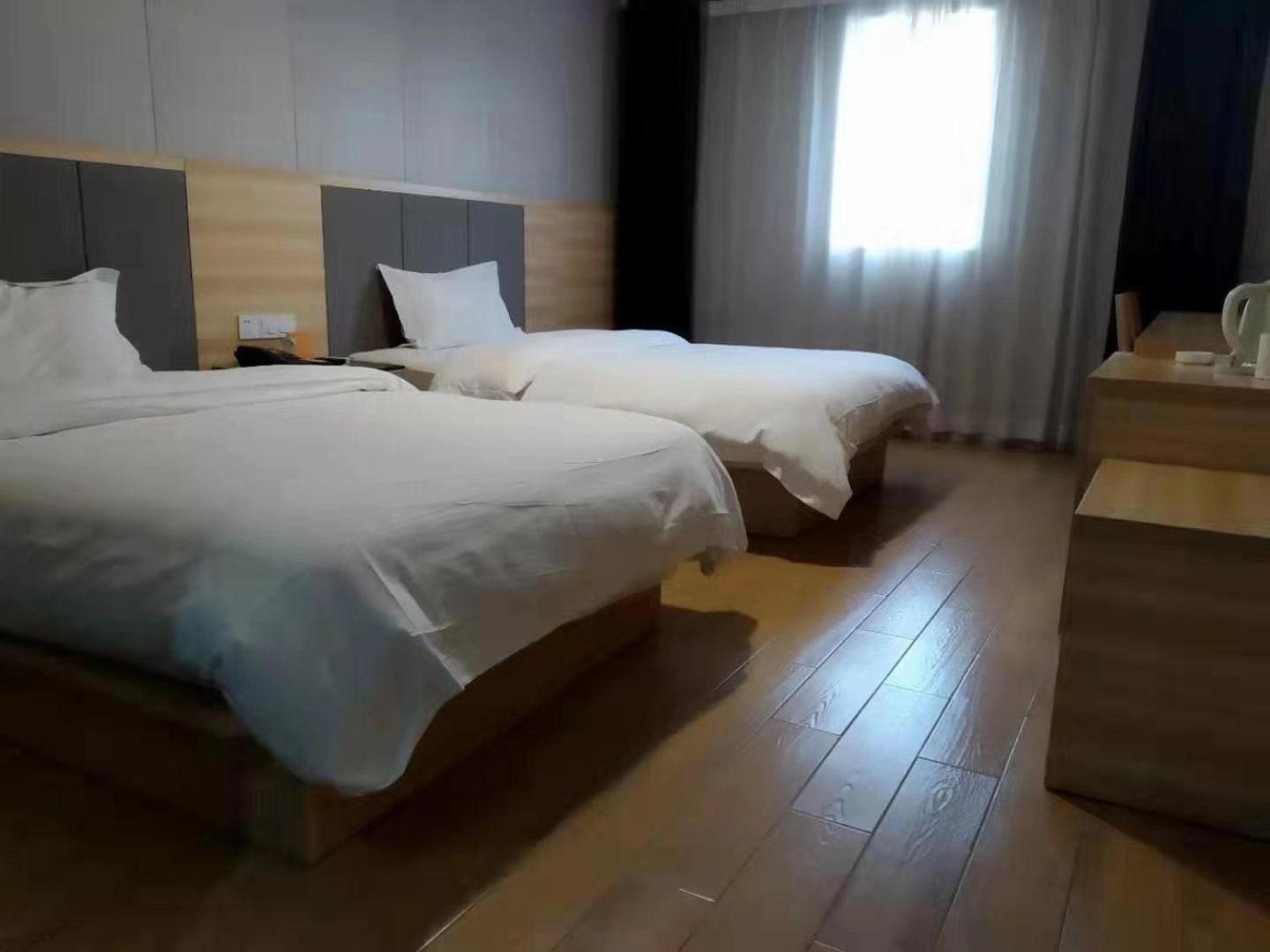 7 Days Inn (Changsha Yinpenling Liugoulong Metro Station) 27/44