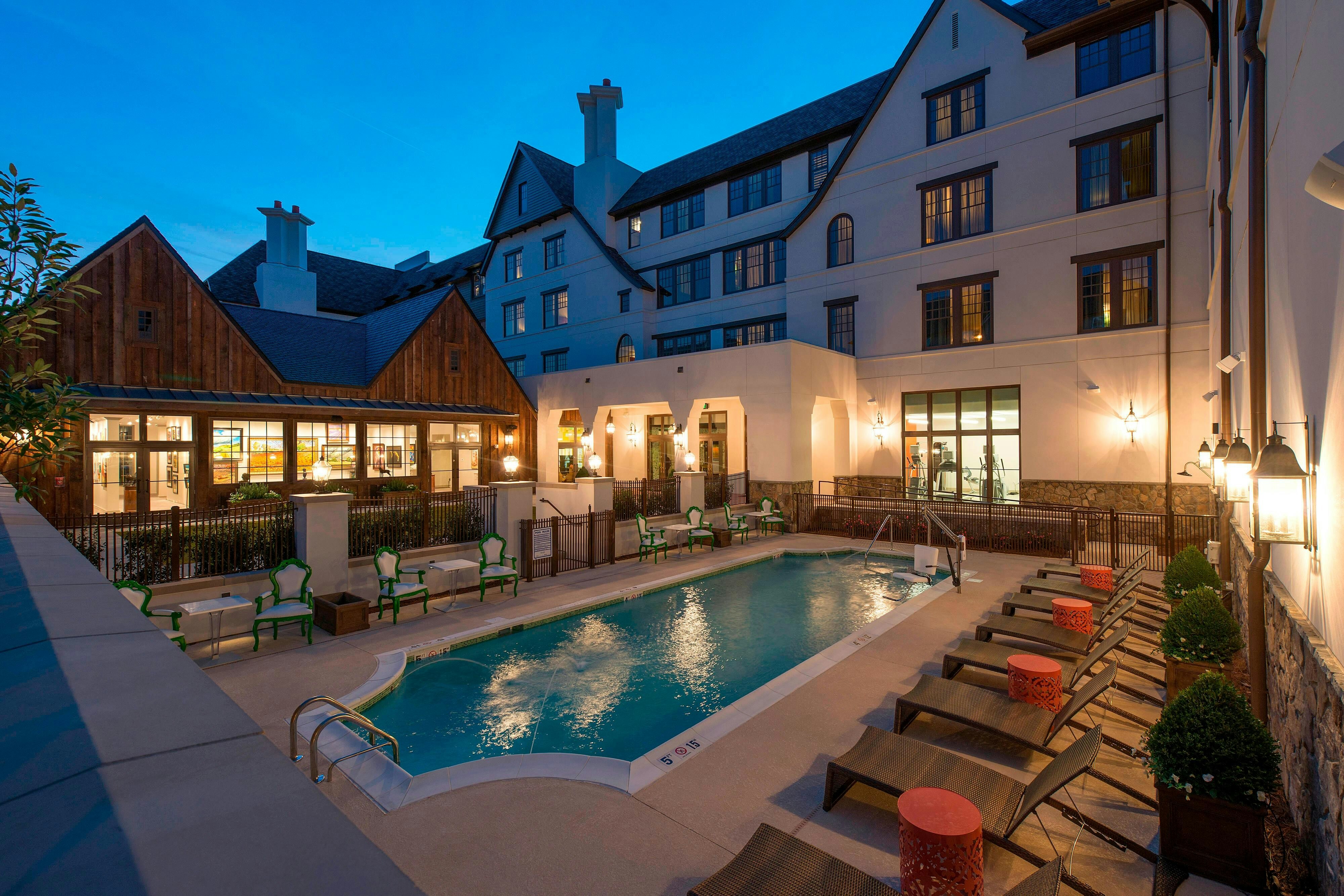 Grand Bohemian Hotel Mountain Brook Autograph Collection 30/32