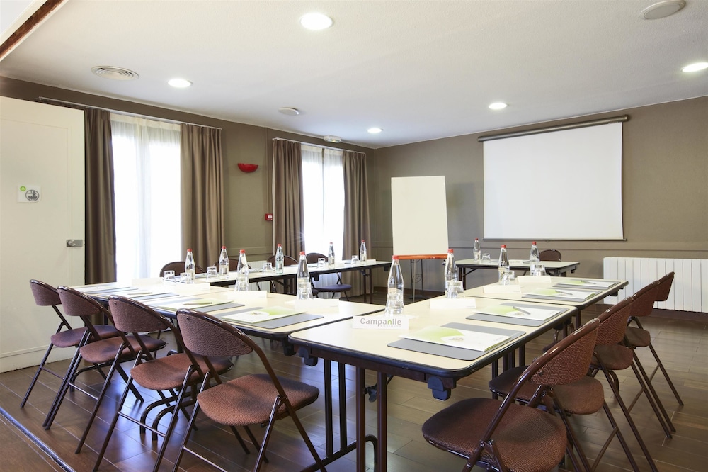 CAMPANILE MONTBELIARD - SOCHAUX 17/27