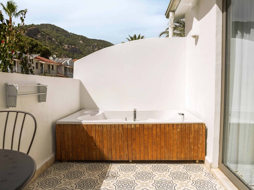 Kassandra Boutique Hotel 9/48
