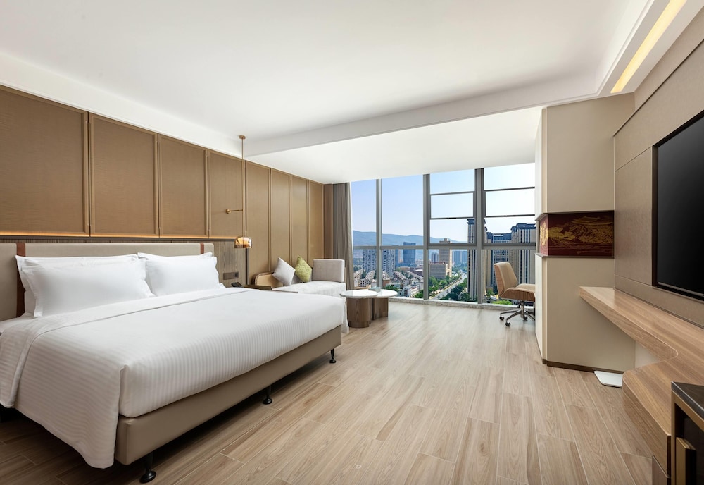 Days Hotel by Wyndham Tianshui Qinzhou 15/28
