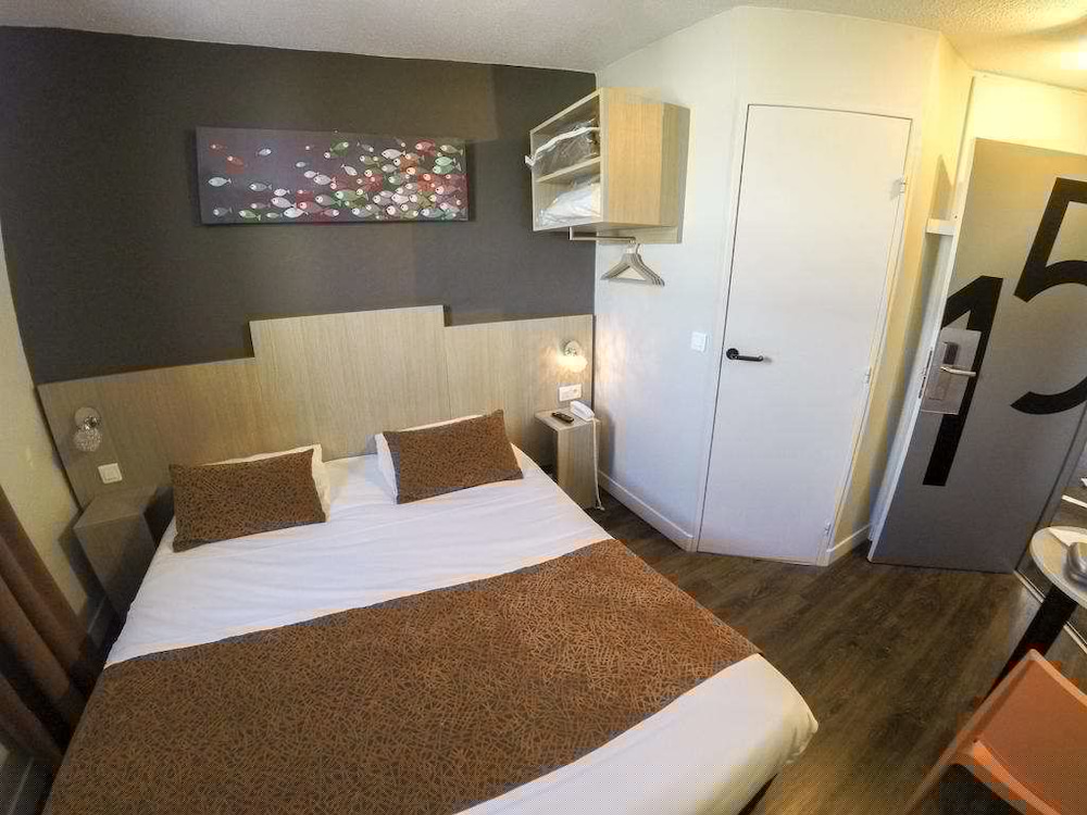 Brit Hotel Le Kerodet 8/65