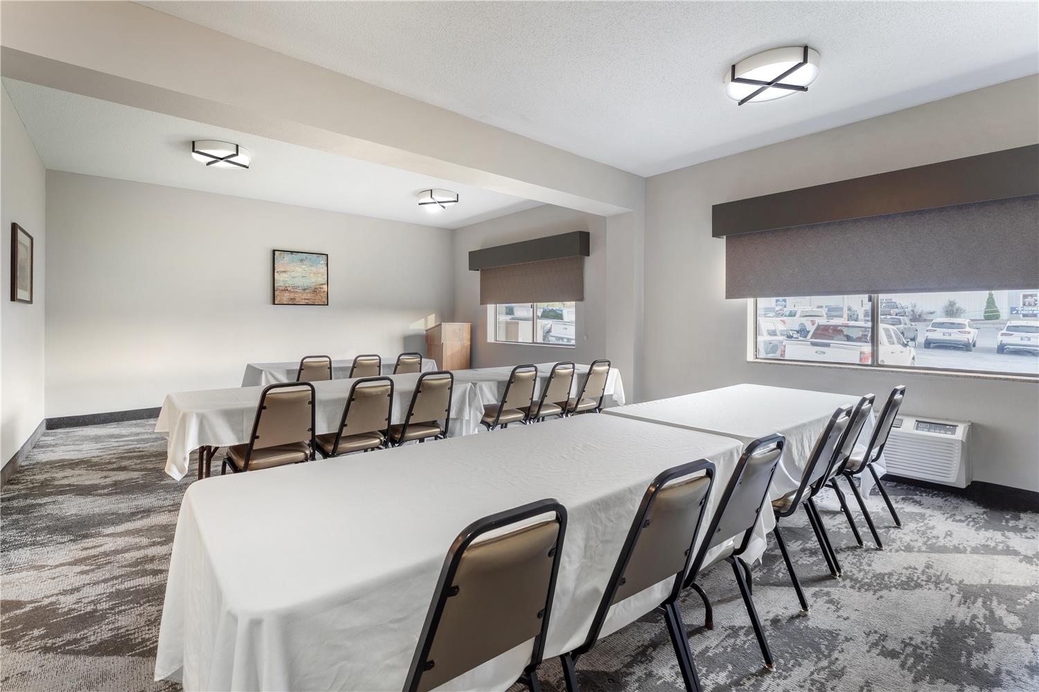 Best Western Plus Executive Inn 24/29