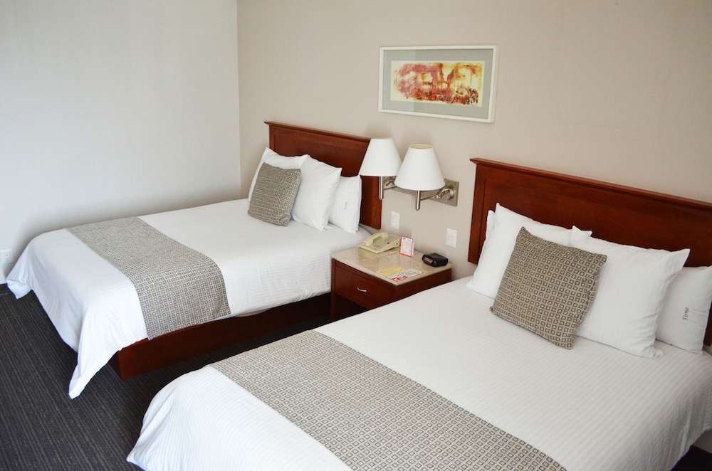 Casa Inn Celaya 10/68