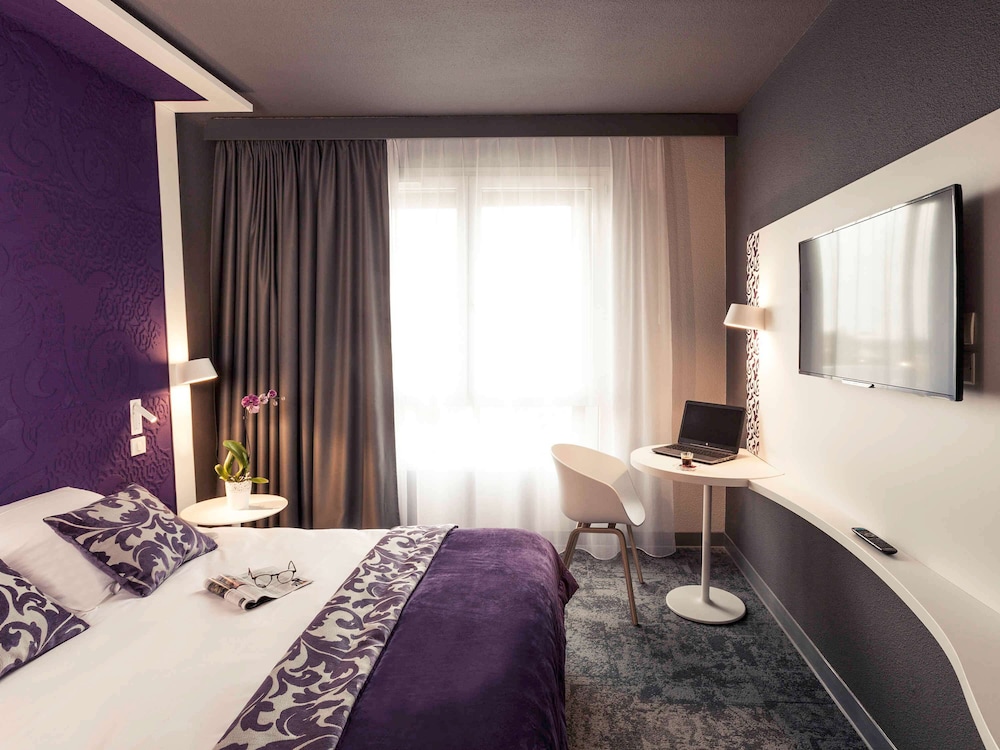 Mercure La Roche Sur Yon Centre 10/76