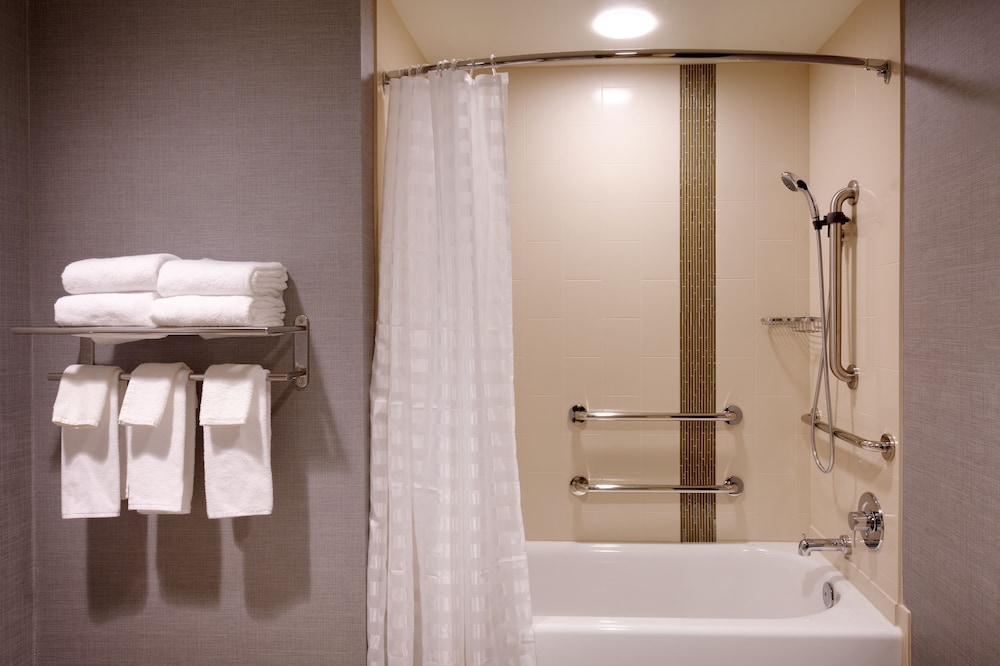 Hyatt Place St George 18/45