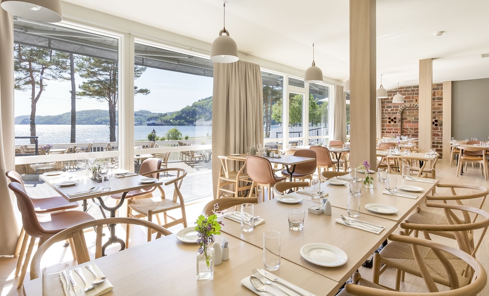 Rosfjord Strandhotell 28/50