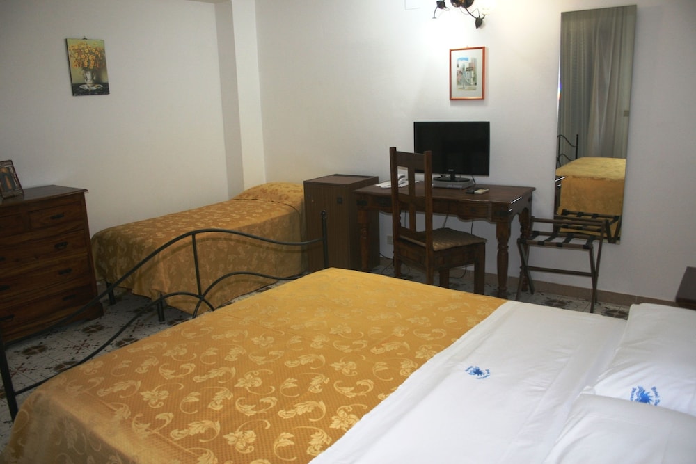 Hotel Tesoriero 15/21