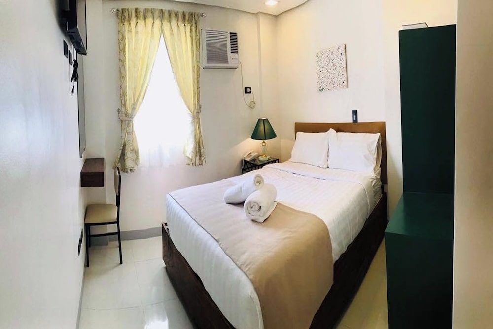 Belltower CSheLi Suites Bantay - Vigan by ZUZU 59/83