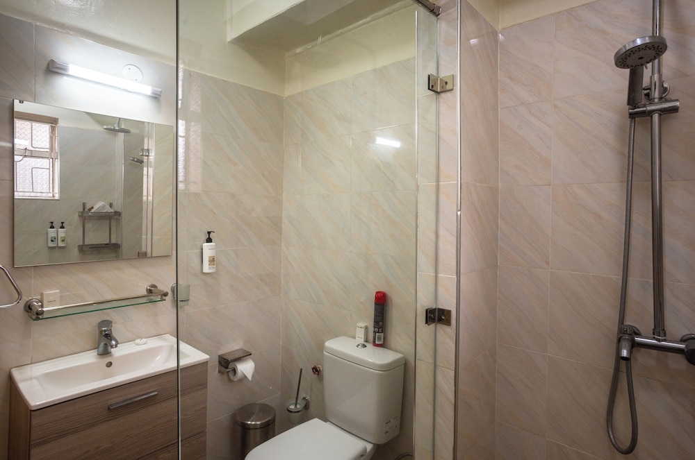 Sportsview Hotel Kasarani 69/71