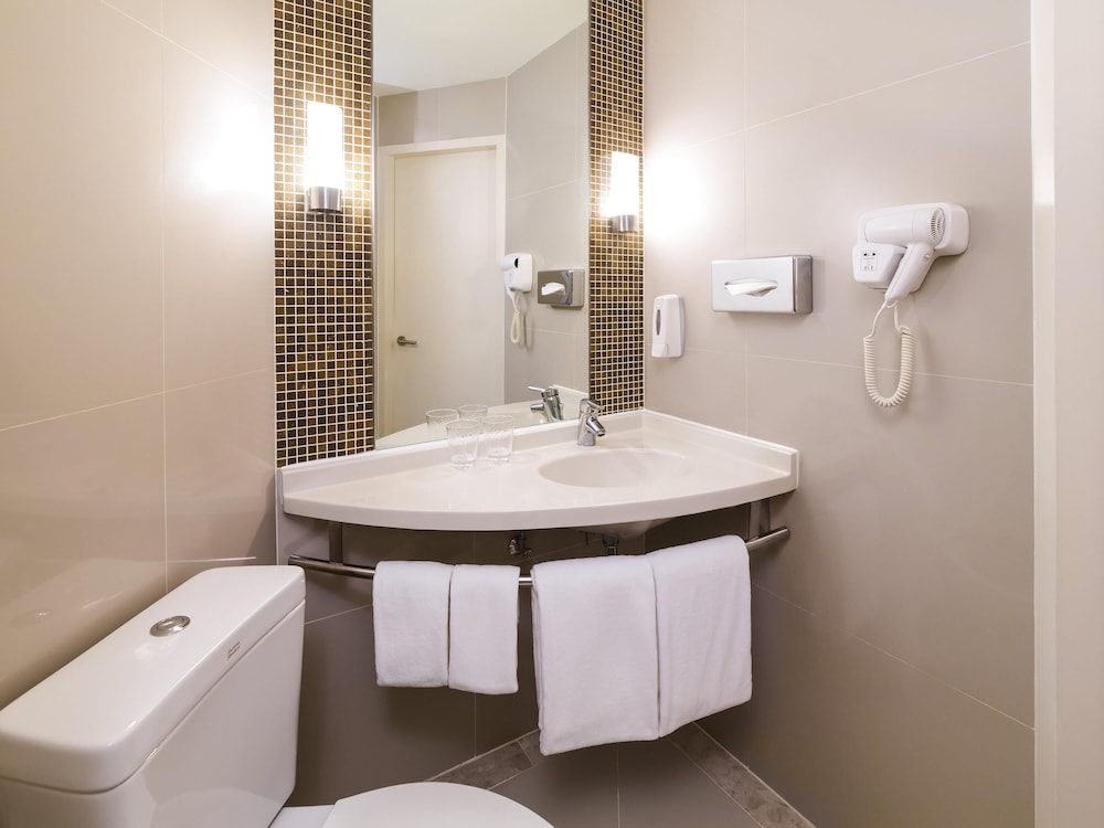 Ibis Hua Hin 67/68