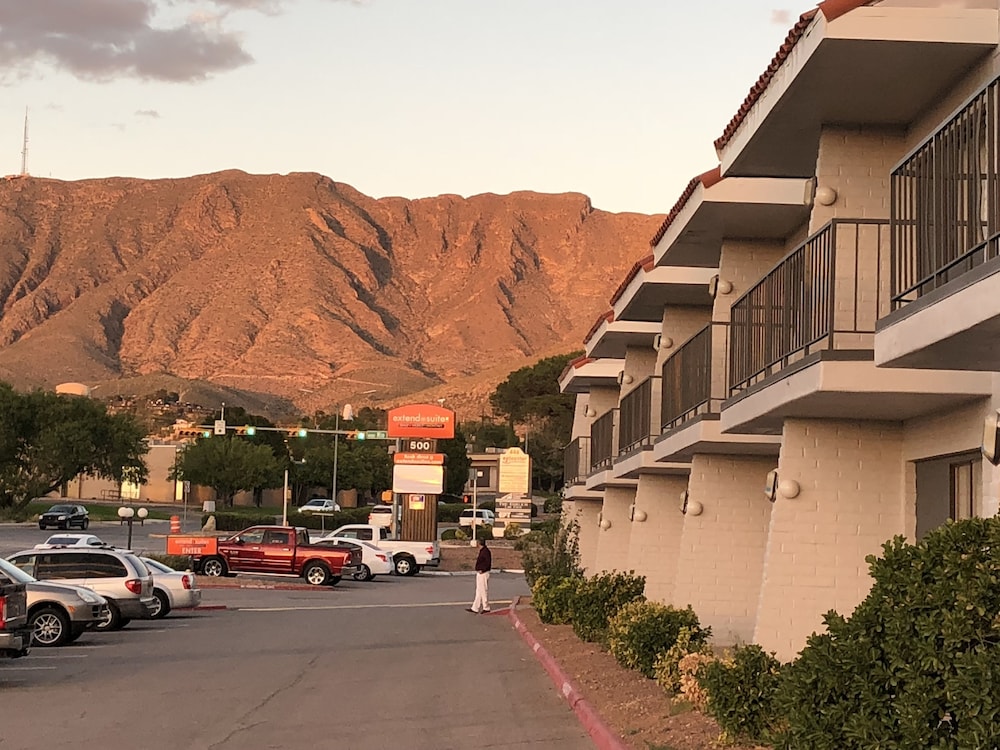 Extend a Suites El Paso, Texas 4/25