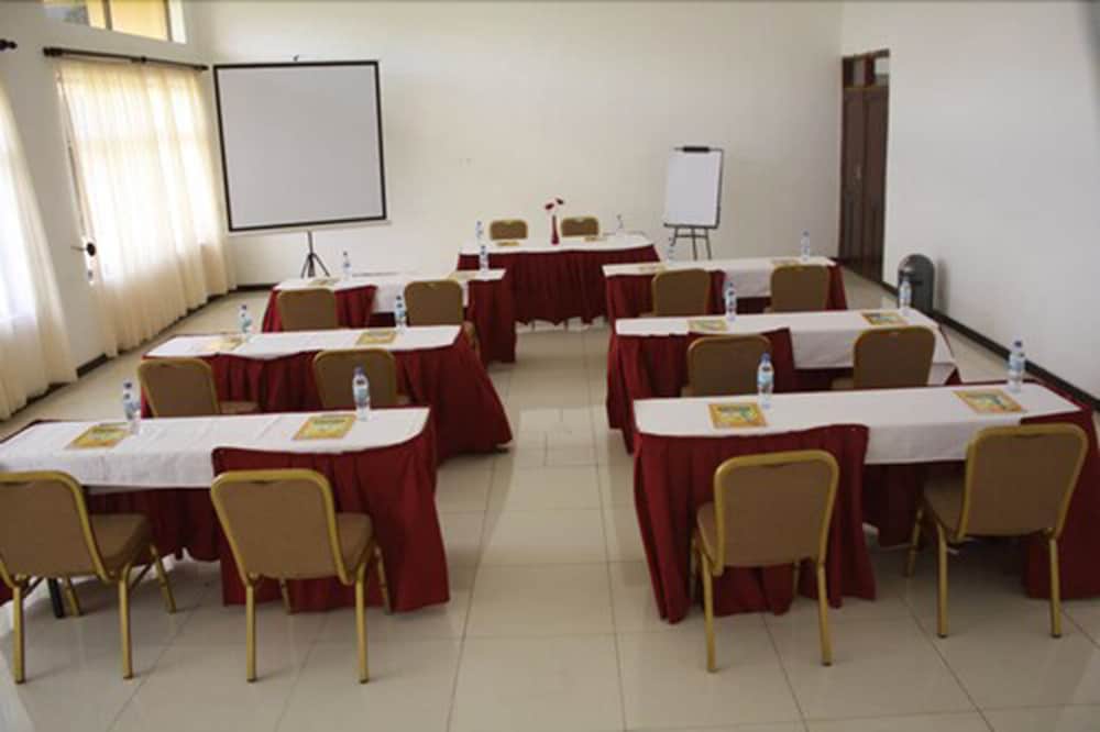 Nashera Hotel 28/42