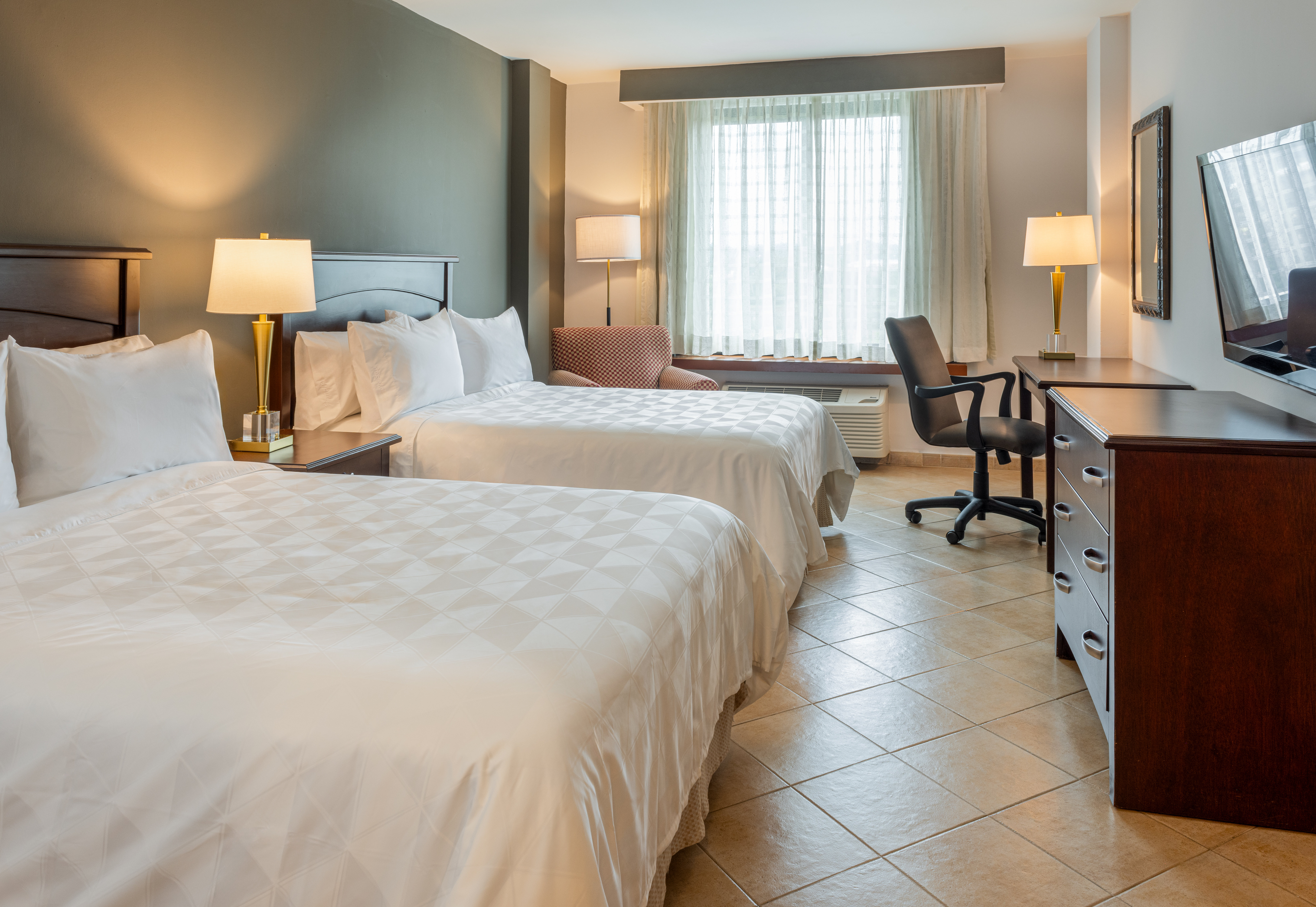 Premium, 2 Double Beds