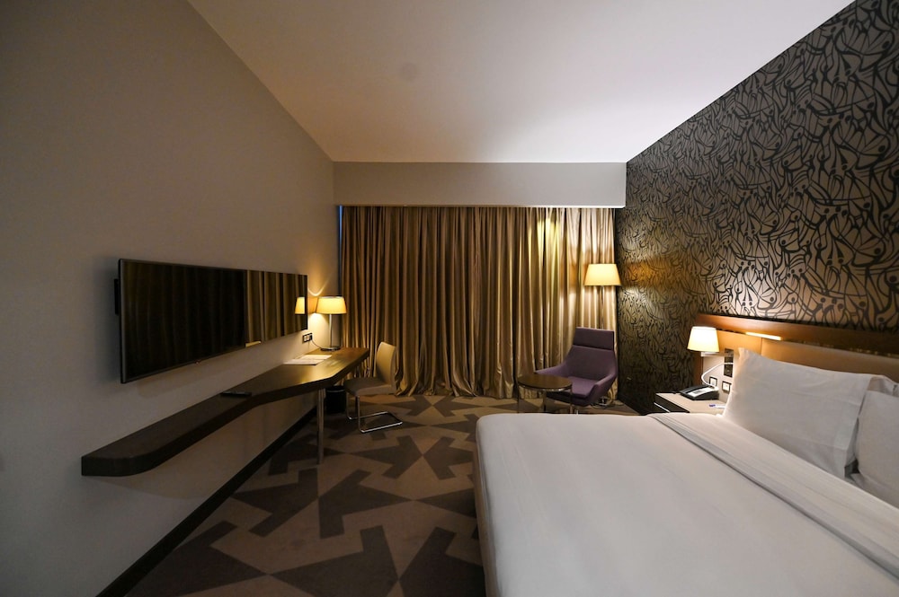 RADISSON BLU HOTEL, ABIDJAN AIRPORT 20/74