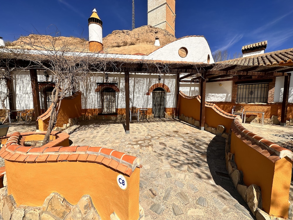 Cuevas La Granja 40/50