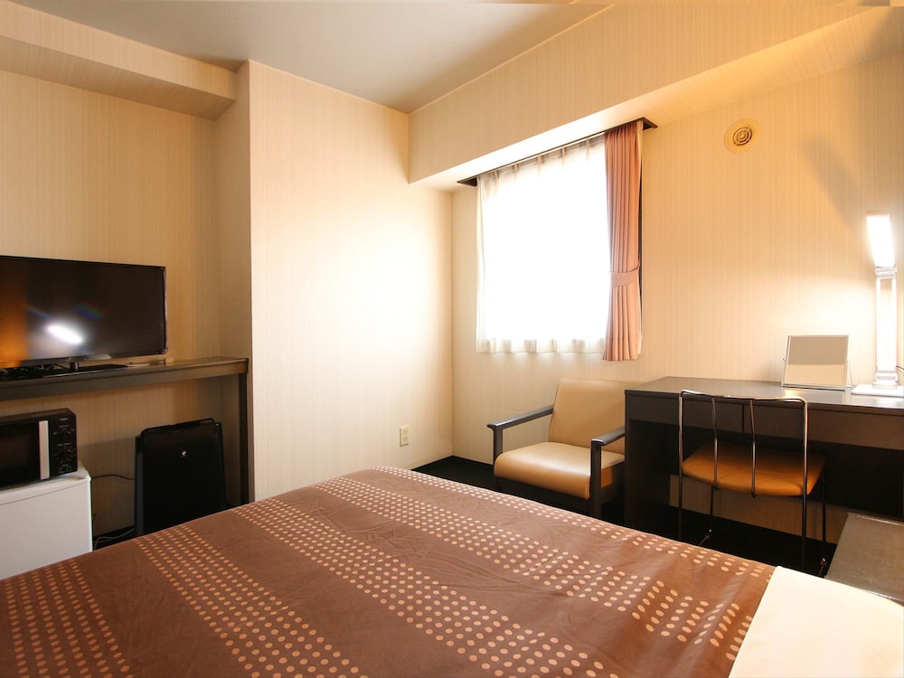 Hotel Livemax BUDGET Chitose 10/44