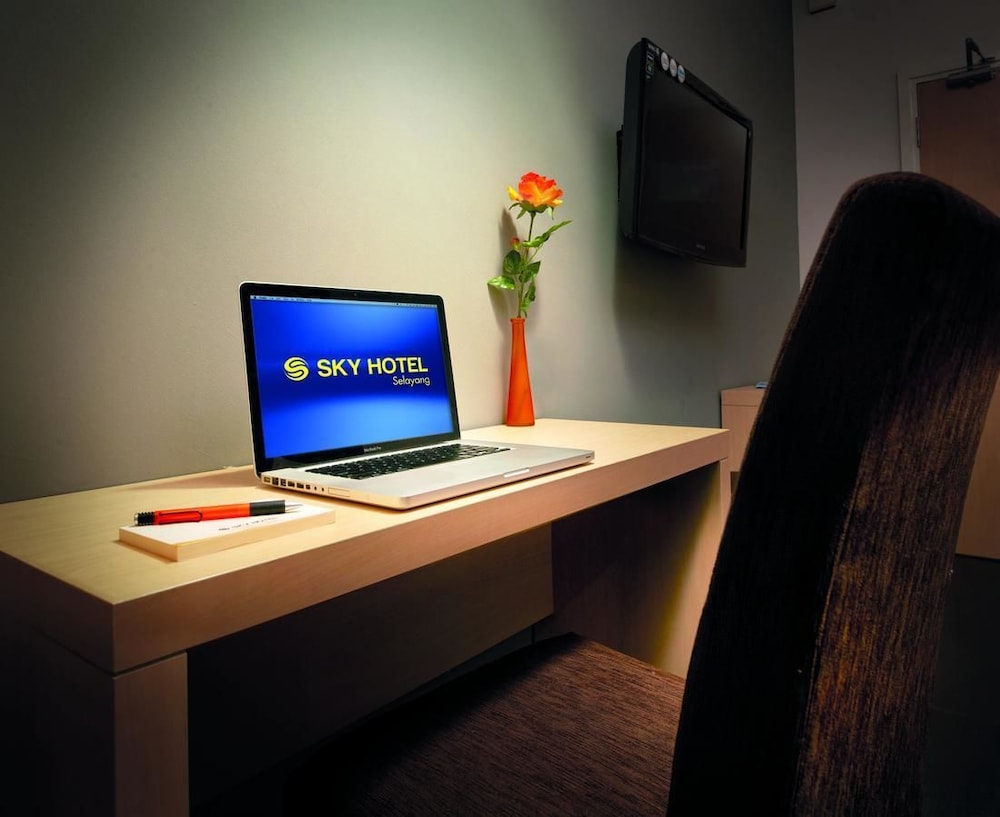 Sky Hotel Selayang 21/24