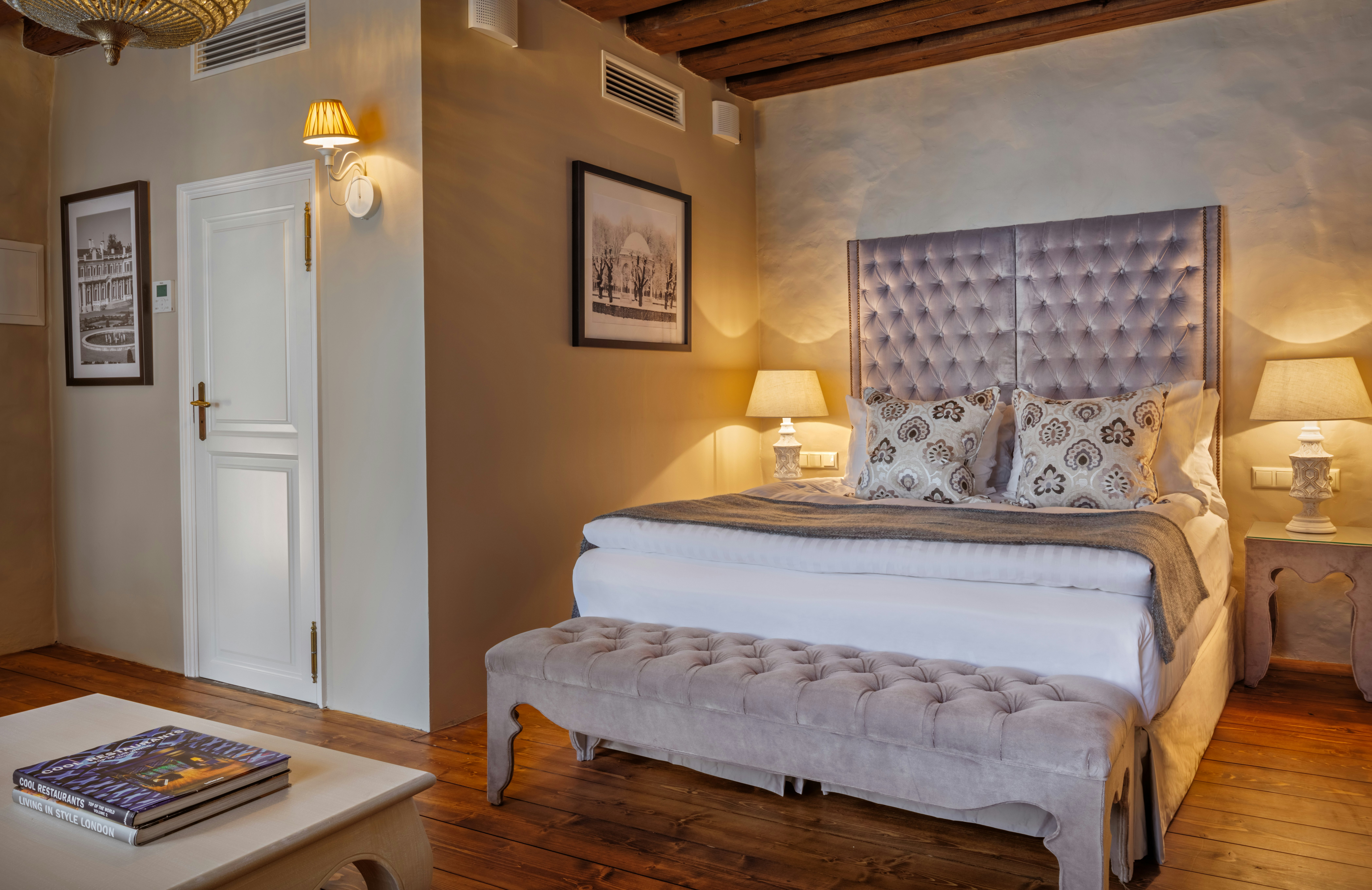 GARDEN, DELUXE, DOUBLE OR TWIN BED