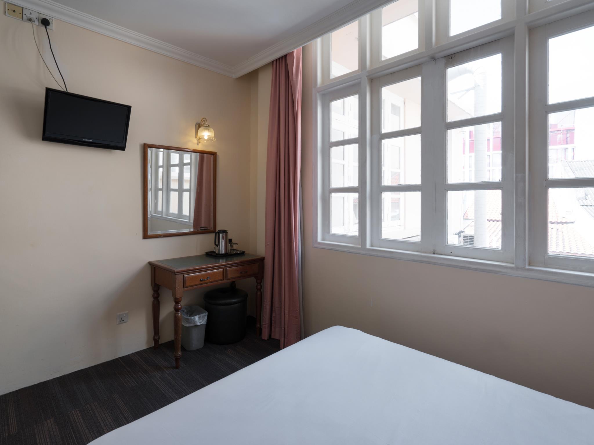 Penta Hotel 33/55