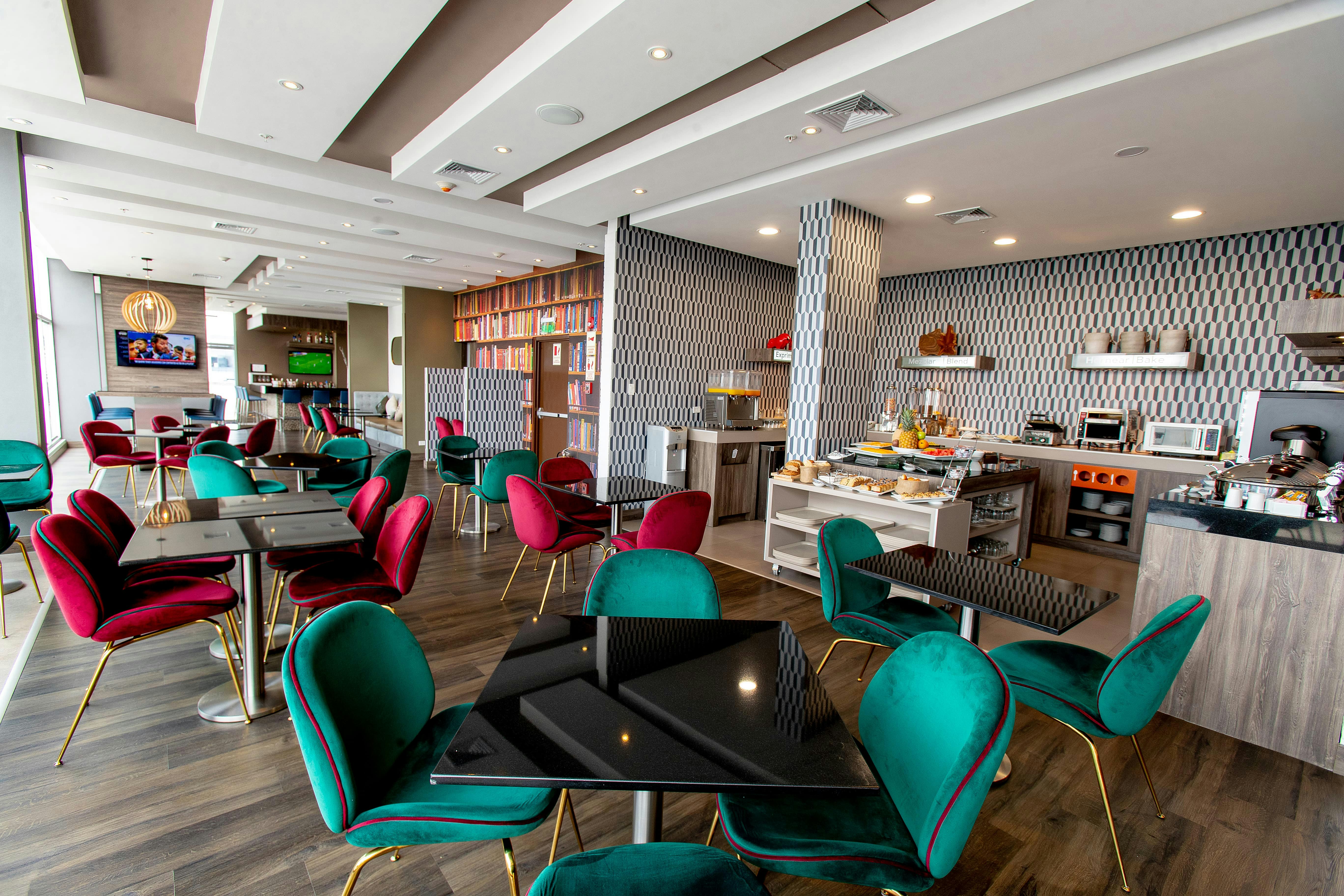 Hampton by Hilton Lima San Isidro 9/17
