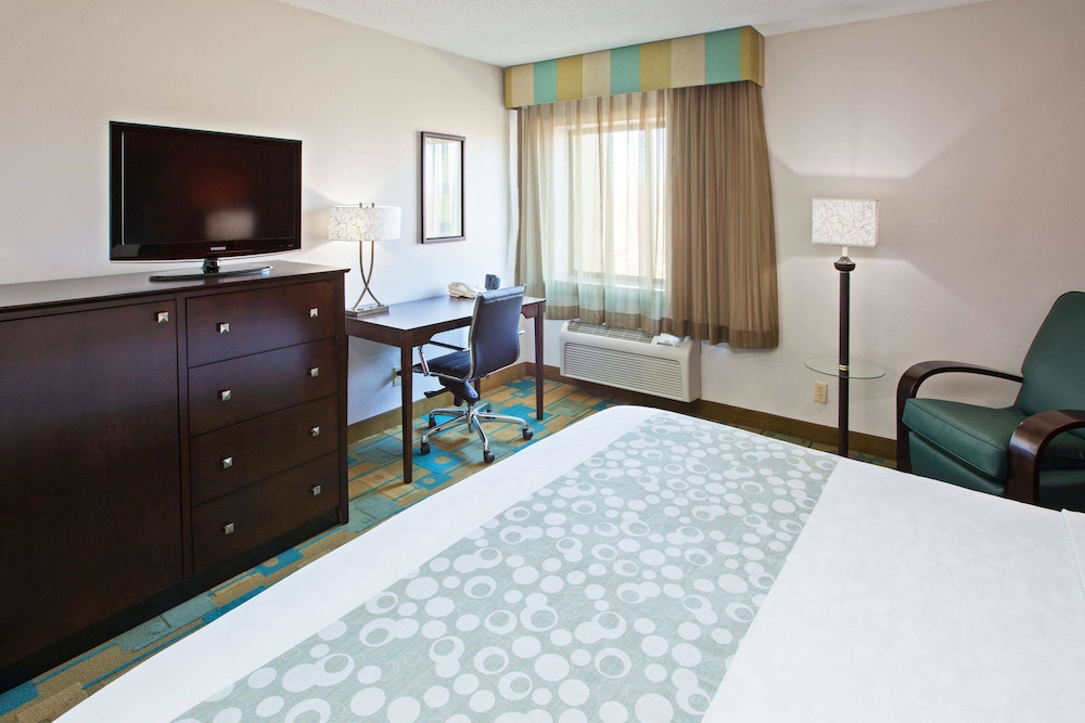 La Quinta Inn & Suites by Wyndham Nashville Airport 20/63