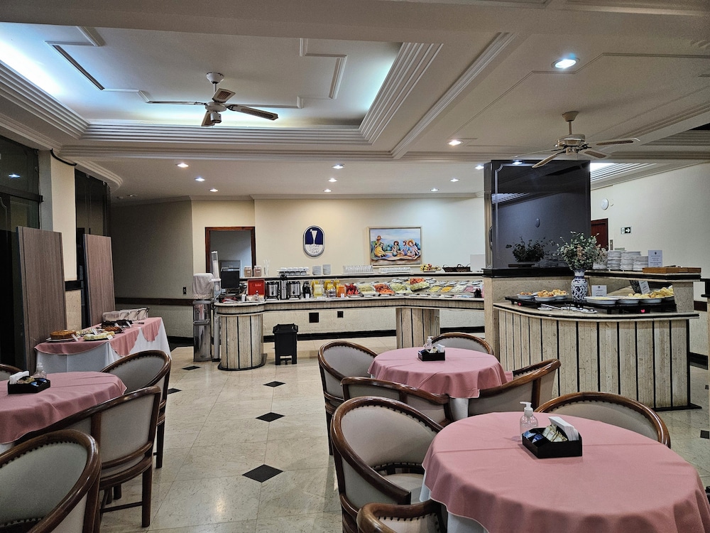 Astron Associado Cristal Palace Hotel 44/56