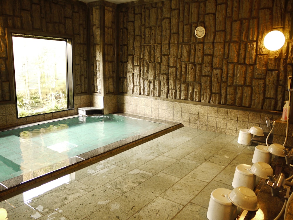 Hotel Route-Inn Nagaizumi Numazu Inter 1 40/67