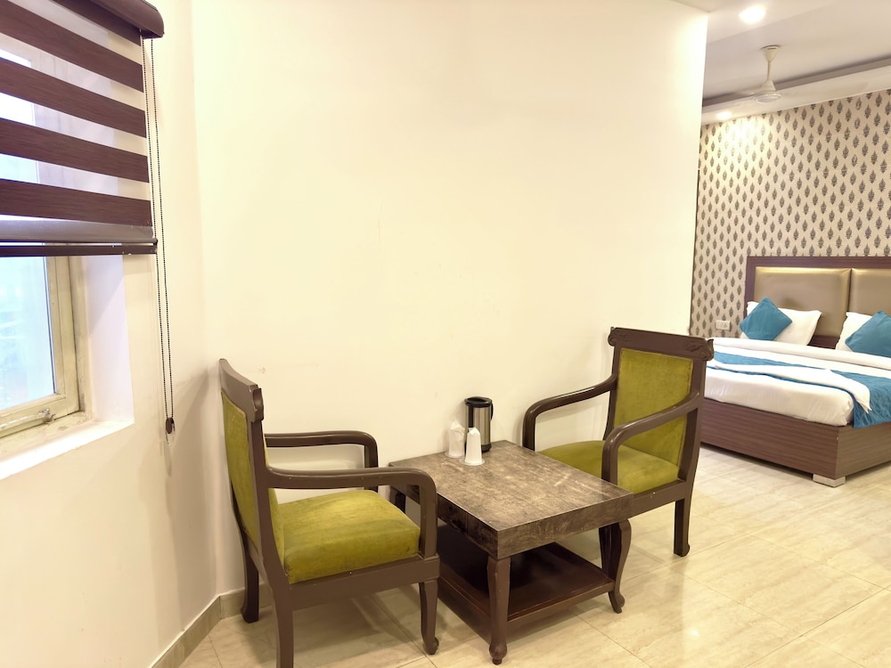 HOTEL PAWAN PLAZA 34/39