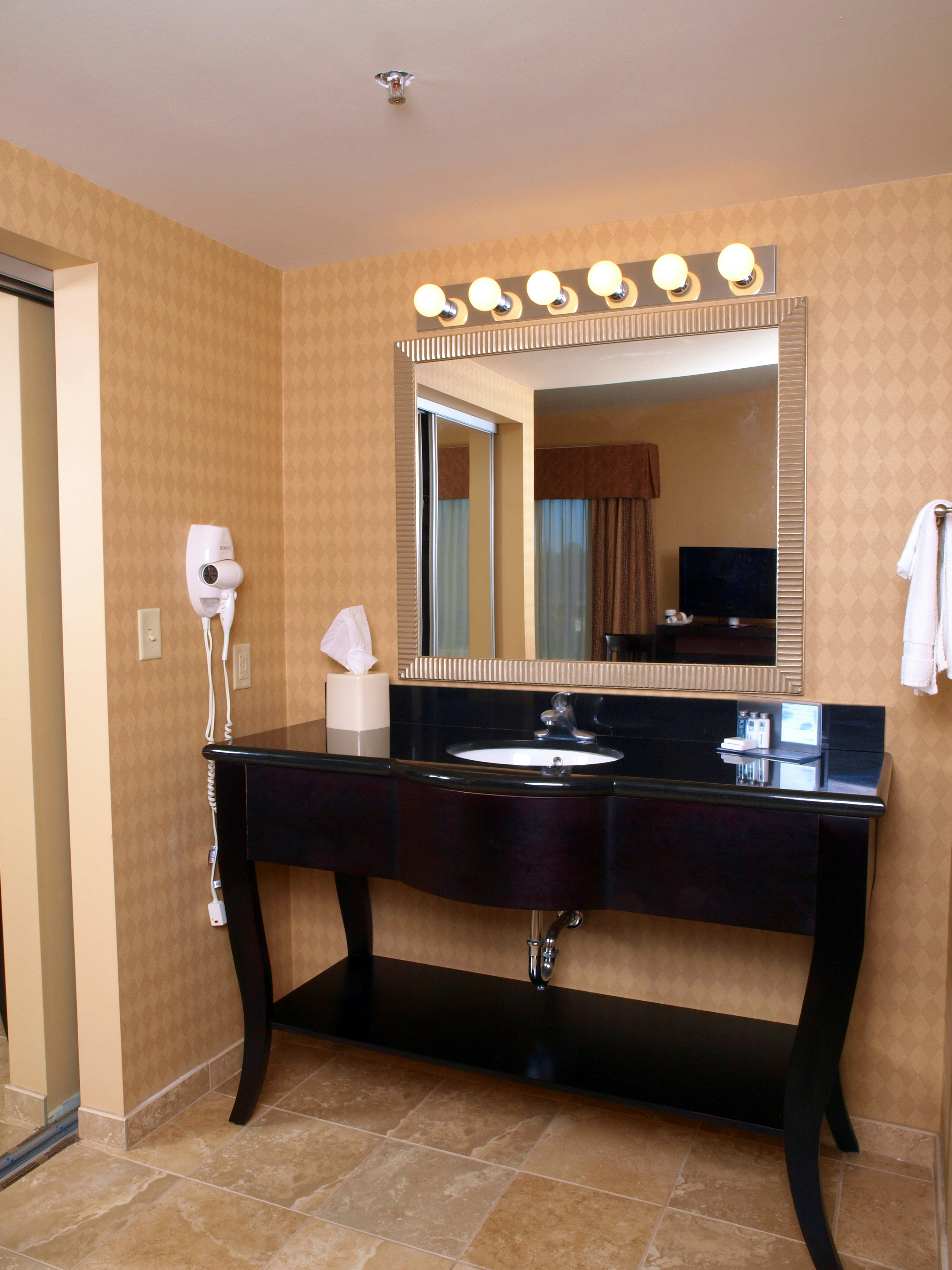 Hampton Inn And Suites Knoxville North I 75 15/58