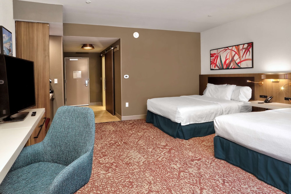 Hilton Garden Inn Bel Air 18/60